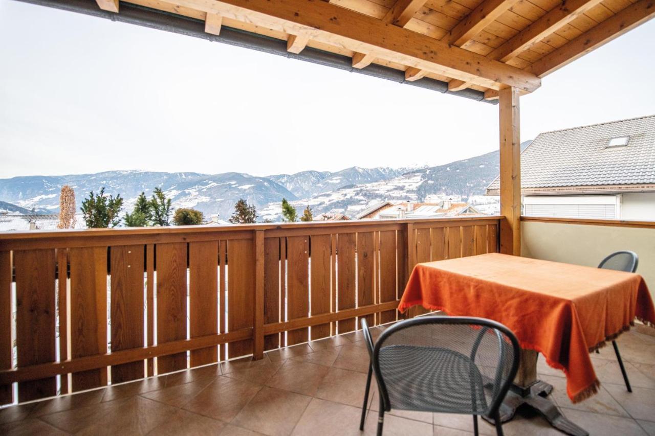 Gasthof Teiser Stern Фунес Екстер'єр фото