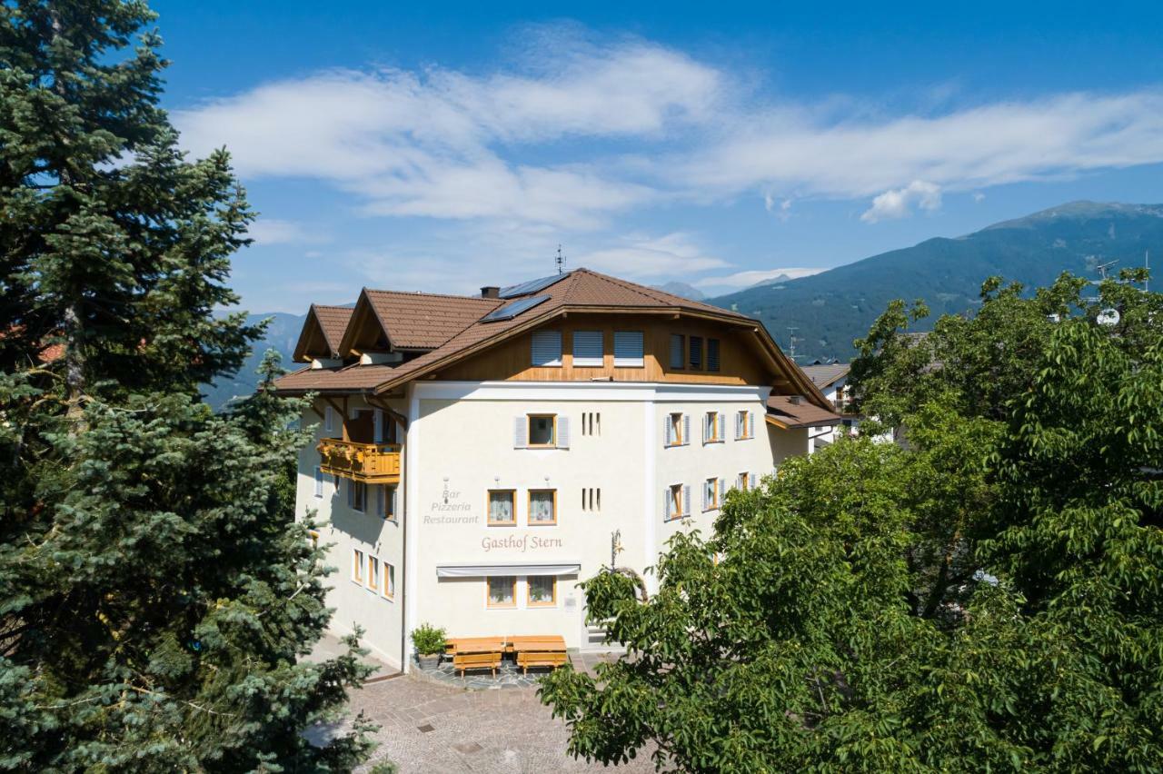 Gasthof Teiser Stern Фунес Екстер'єр фото